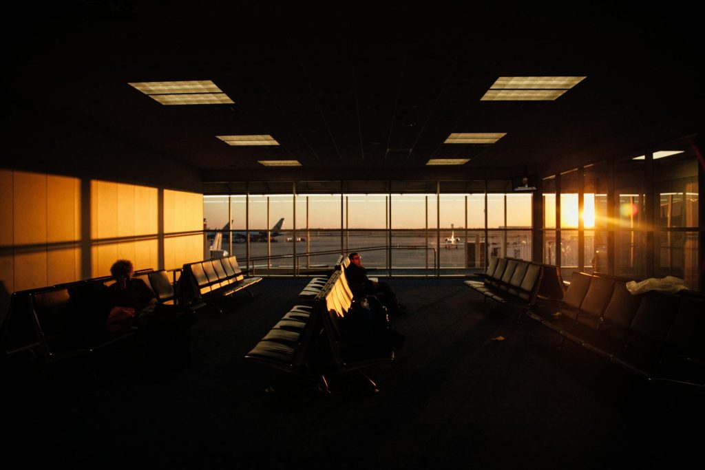 7 Travel Hacks to Save Money on Flights